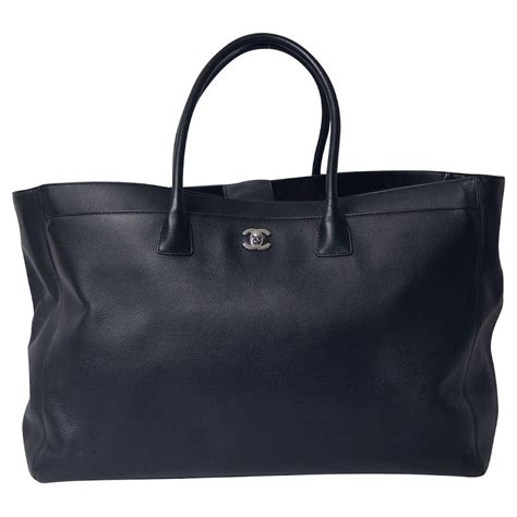 chanel cerf executive tote|Chanel tote bag returns.